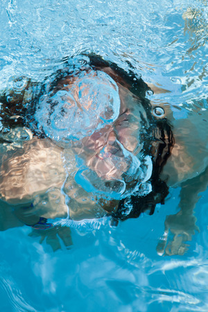 girl underwaterの写真素材