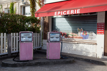 Pink fuel pompのeditorial素材