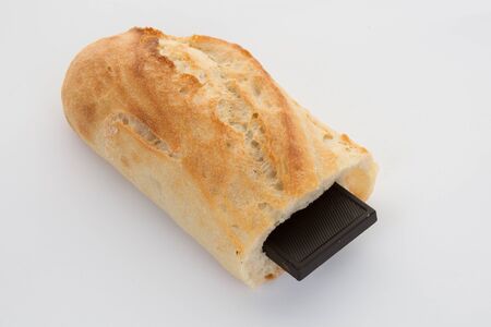 Chocolate with bread ( baguette ) is good for the health