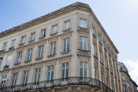 Facade of a residential block of apartments in Paris, Franceの写真素材