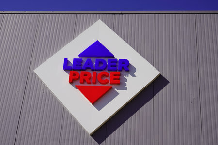 Bordeaux , Aquitaine / France - 10 17 2019 : Leader Price shop logo on store wallのeditorial素材