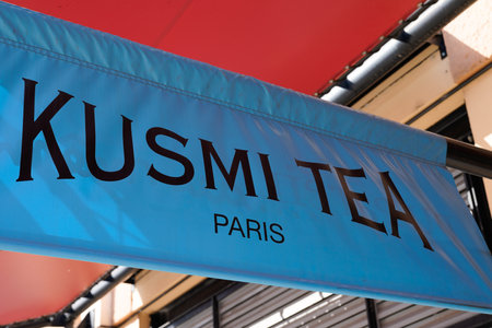 Bordeaux , Aquitaine / France - 10 17 2019 : Kusmi Tea logo sign Store Famous shop founded in Saint Petersbourgのeditorial素材