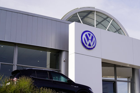 Bordeaux , Aquitaine / France - 10 27 2019 : Volkswagen car manufacturer logo shop building sign German car dealership Germany brand storeのeditorial素材