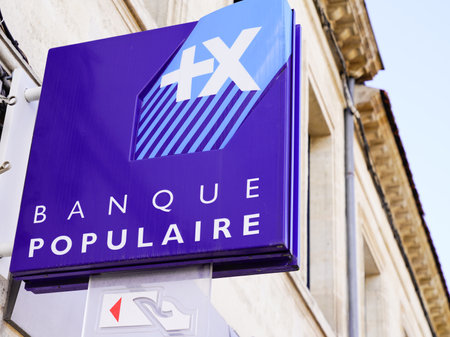 banque populaire atm sign retail logo of bank french store signageのeditorial素材