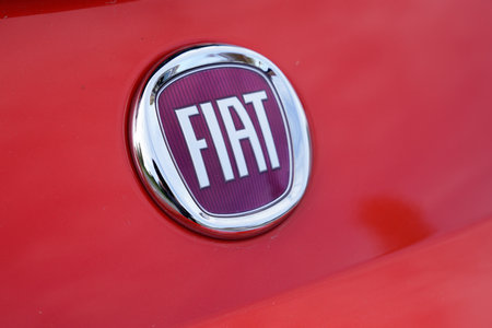 Bordeaux , Aquitaine / France - 11 18 2019 : Detail front Fiat car logo sign Fabbrica Italiana Automobili Torinoのeditorial素材