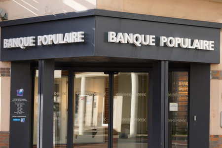 Bordeaux , Aquitaine / France -  01 09 2020 :  Banque populaire logo city bank agency french facade in streetのeditorial素材