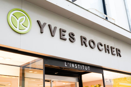 Bordeaux , Aquitaine / France - 02 02 2020 : Yves Rocher logo sign store on shop wall French beauty products groupのeditorial素材