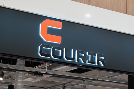 Bordeaux , Aquitaine / France - 02 02 2020 : courir c logo sign boutique outside shop store brand foot footwear retailのeditorial素材