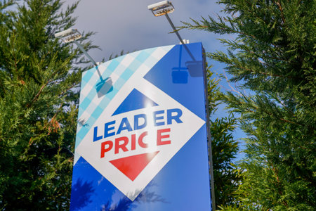 Bordeaux , Aquitaine / France - 02 21 2020 : Leader Price logo sign shop hard discount french brand storeのeditorial素材