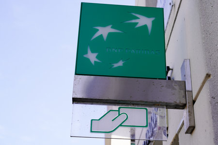 Bordeaux , Aquitaine / France - 05 04 2020 : BNP Paribas logo office sign outside brand french paris bank officeのeditorial素材