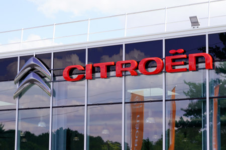 Bordeaux , Aquitaine / France - 05 14 2020 : citroÃ«n automobiles logo sign store car dealership vehicle building shopのeditorial素材