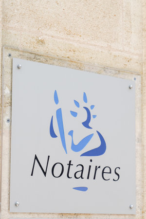 Bordeaux , Aquitaine / France - 06 01 2020 : notary french sign logo in building officeのeditorial素材