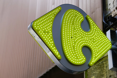 Bordeaux , Aquitaine / France - 05 05 2020 : Carrefour logo sign of supermarket store shop in french townのeditorial素材