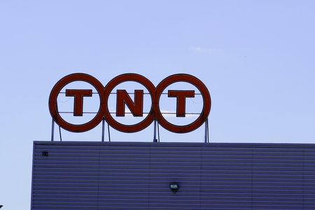 Bordeaux , Aquitaine / France - 06 01 2020 : TNT sign logo of worldwide express mail delivery and logistics services companyのeditorial素材
