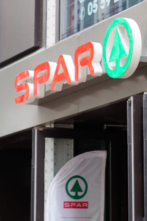Bordeaux, Aquitaine / France - 08 04 2020: spar sign text and logo of small store supermarket local market shopのeditorial素材