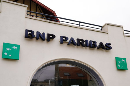 Bordeaux, Aquitaine / France - 08 04 2020: bnp paribas agency text and logo sign of french multinational bank officeのeditorial素材