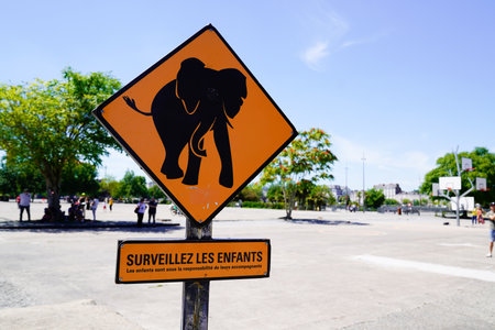 Nantes, Loire Atlantique / France - 09 01 2020: Great Elephant yellow street sign of the Machines of the Isle of Nantesのeditorial素材