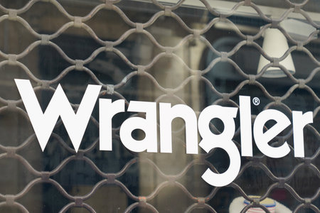 Bordeaux, Aquitaine / France - 11 11 2020: wrangler jeans logo and text sign on windows store fashion brand shopのeditorial素材