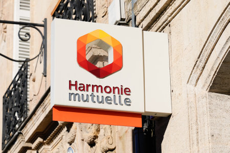 Bordeaux, Aquitaine France - 12 01 2020: Harmie Mutuelle logo and text sign of store office wallのeditorial素材