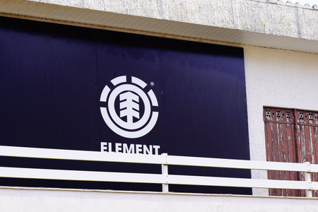 Bordeaux, Aquitaine France - 01 10 2021: element text logo and brand sign shop in street of fashion storeのeditorial素材