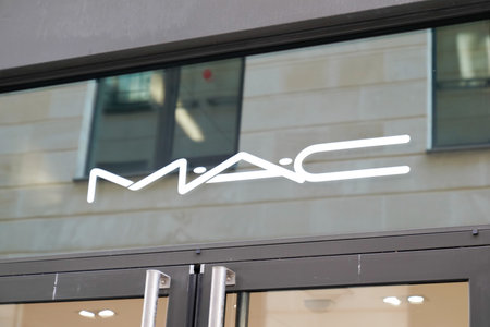 Bordeaux, Aquitaine France - 04 10 2021: mac sign text and logo brand of beauty shop makeup Art Cosmetics manufacturerのeditorial素材