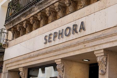 Toulouse, Occitanie France - 06 16 2021: Sephora sign logo and text brand shop French chain of girls women cosmetics storeのeditorial素材