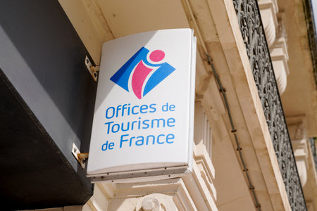 Toulouse, ocitanie France - 06 30 2021: office de tourisme de France is tourism office wall logo label brand and text sign french ask help tourist agencyのeditorial素材