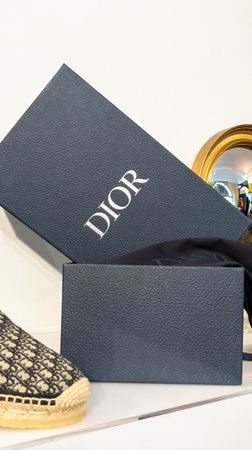 Bordeaux, Aquitaine France - 07 07 2021: Christian dior brand sign text and logo of french Producer and maker of fashion clothing industry in open boxのeditorial素材