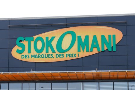 Bordeaux, Aquitaine France - 12 12 2021: Stokomani logo brand and text sign on shop facade market store low coast in Franceのeditorial素材