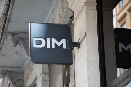 Bordeaux , Aquitaine France - 05 15 2023 : dim sign text and logo brand on wall facade entrance on fashion clothesのeditorial素材