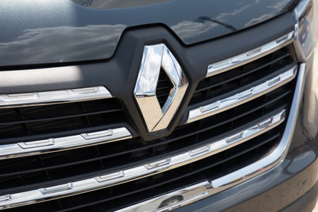 Bordeaux , Aquitaine France - 05 19 2023 : Renault master logo brand and text sign front vehicle professional industrial truck panel vanのeditorial素材