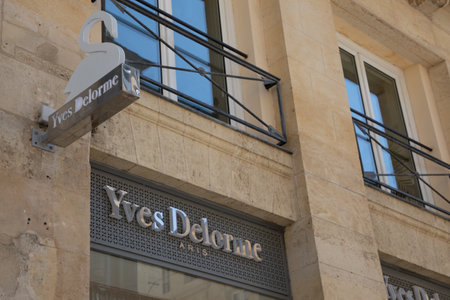 Bordeaux , Aquitaine France - 06 01 2023 : yves delorme home shop brand logo and sign text of Bedding house on wall facade storeのeditorial素材