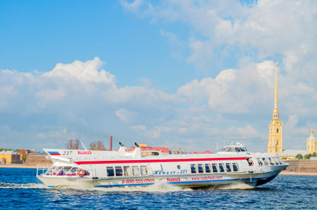 St Petersburg, Russia - October 3, 2016. St Petersburg panorama - Peter and Paul fortress and touristic Meteor hydrofoil floating on Neva river in St Petersburg, Russiaのeditorial素材