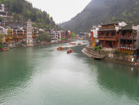 Houses on the bank of the Yangtze River in Chinaの写真素材