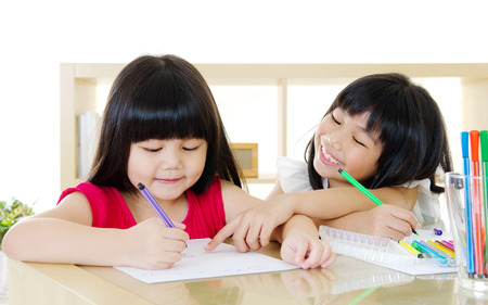 Asian Children Drawingの写真素材