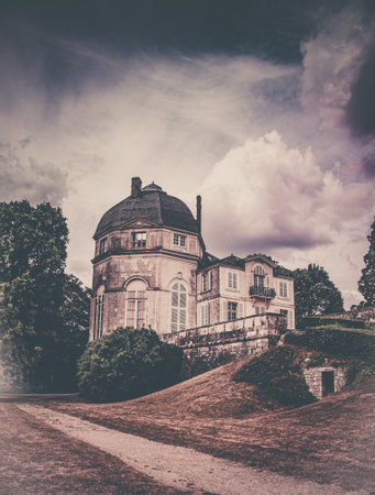 The historic Castle of ChÃ¢teauneuf-sur-Loire, DÃ©partement Loiret, France, 06-21-2015のeditorial素材