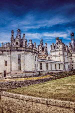 Chateau de Chambord, the largest castle in the Loire Valley. A UNESCO world heritage site in France. Built in the XVI century, it is now a property of the French state.のeditorial素材