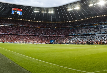 MUNICH, May 19 - The inside of Allianz Arenabefore FC Bayern Munich vs. Chelsea FC UEFA Champions League Final game at Allianz Arena on May 19, 2012 in Munich, Germany.のeditorial素材