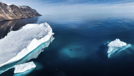 Icebergs in Glacier Lagoon, Ilulissat, Greenlandの写真素材