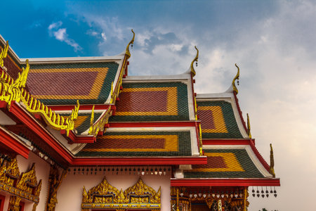 temple has Choeng Chom Temple, beautiful Thai art.