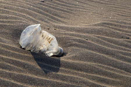 Garbage on a seashore, Pacific Ocean, northern Taiwan, Asiaの写真素材