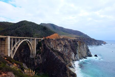 Bixby Bridge, Big Sur, Californiaの写真素材