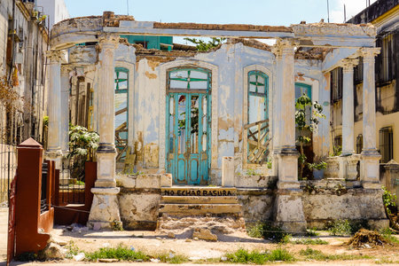 Ruined HouseHavana CubaApril 2018のeditorial素材