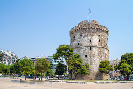 Thessaloniki, Greece, July 15, 2021. The White Tower is a monument of Thessaloniki, located on the waterfront and turned into a museum.のeditorial素材