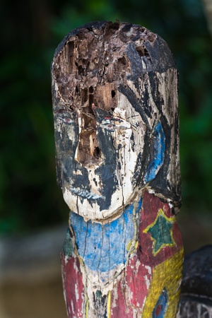 Moken totem pole on Mai Ngam Beach at Ko Surin National Parkのeditorial素材