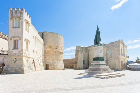 Otranto, Apulia, Italy - A historic statue at the city gate of Otrantoのeditorial素材