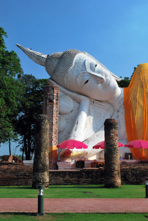 Reclining Buddha, located on the outdoor head and shoulders.の写真素材