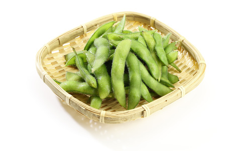 green soy beans, vegetable seeds on white backgroundの写真素材