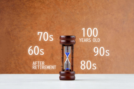 Image of the 100-year lifespan: Hourglass and age