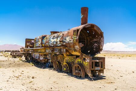 Uyuni Rusty Train in the Train Cemetery, Boliviaの写真素材